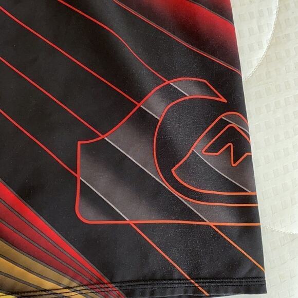 Quiksilver Board Shorts Colorful 34 - Picture 8 of 13